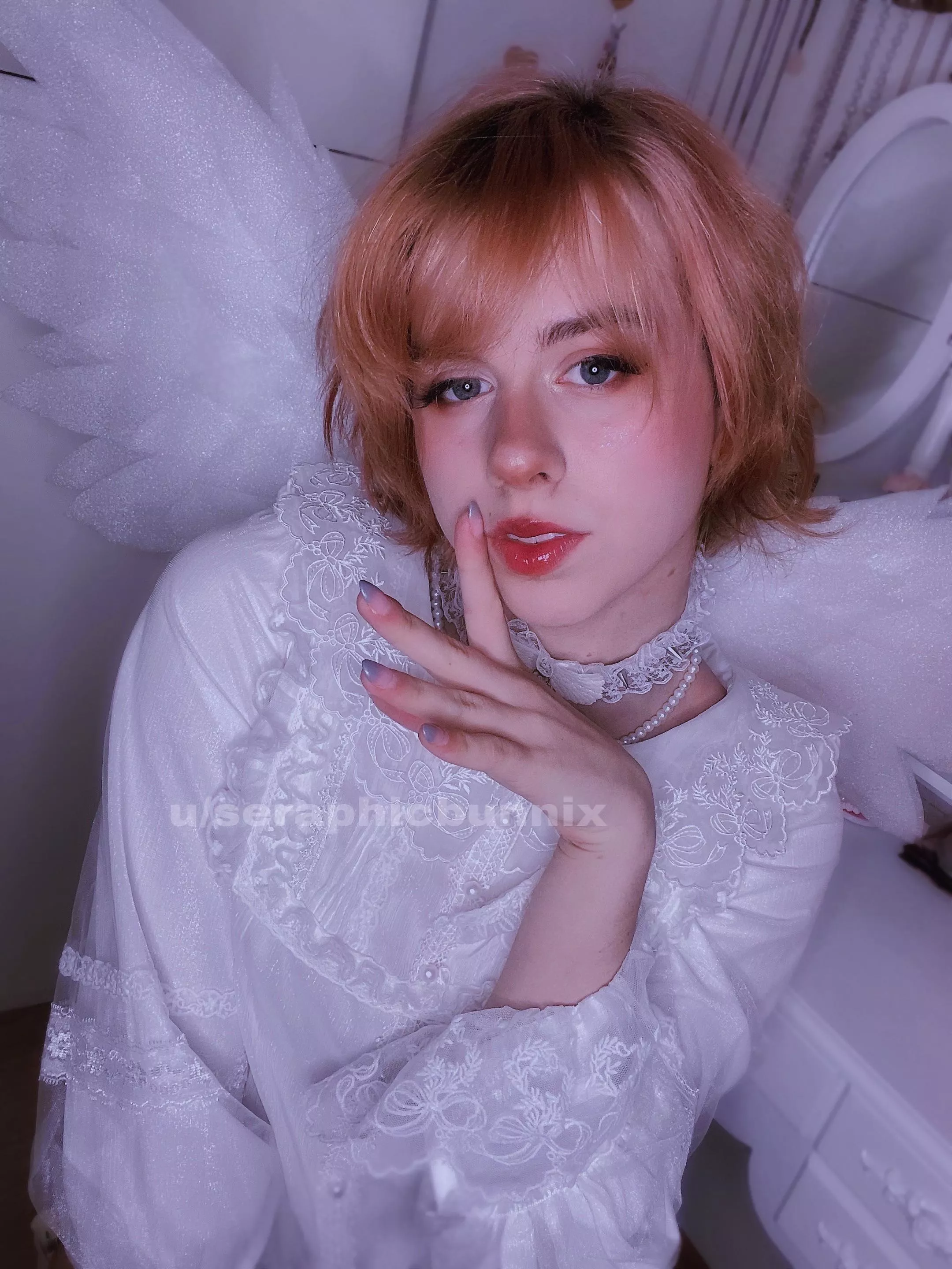 I feel very pretty in this :3 posted by seraphicbunnix