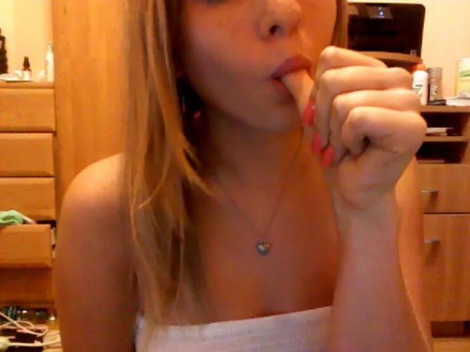 I like looking at Naked People by Grillandia