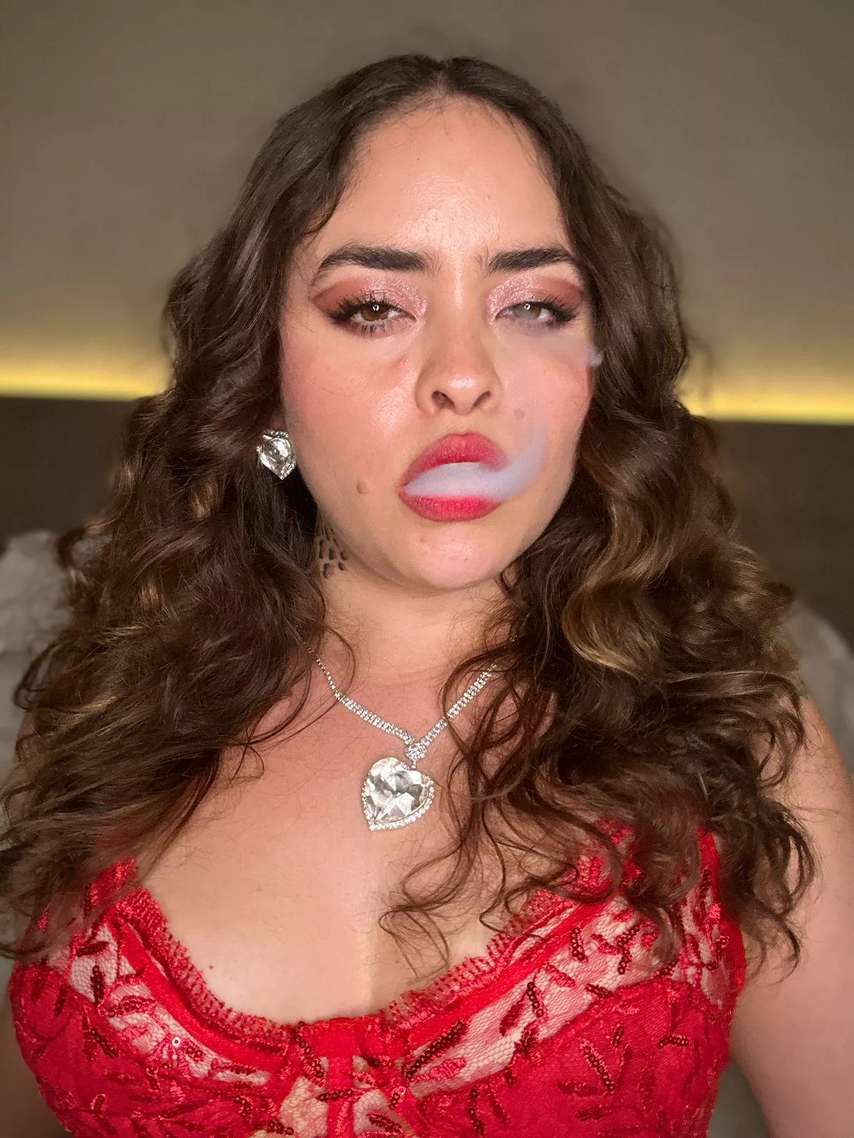 I only date guys who smoking..... ;) posted by IamLola420