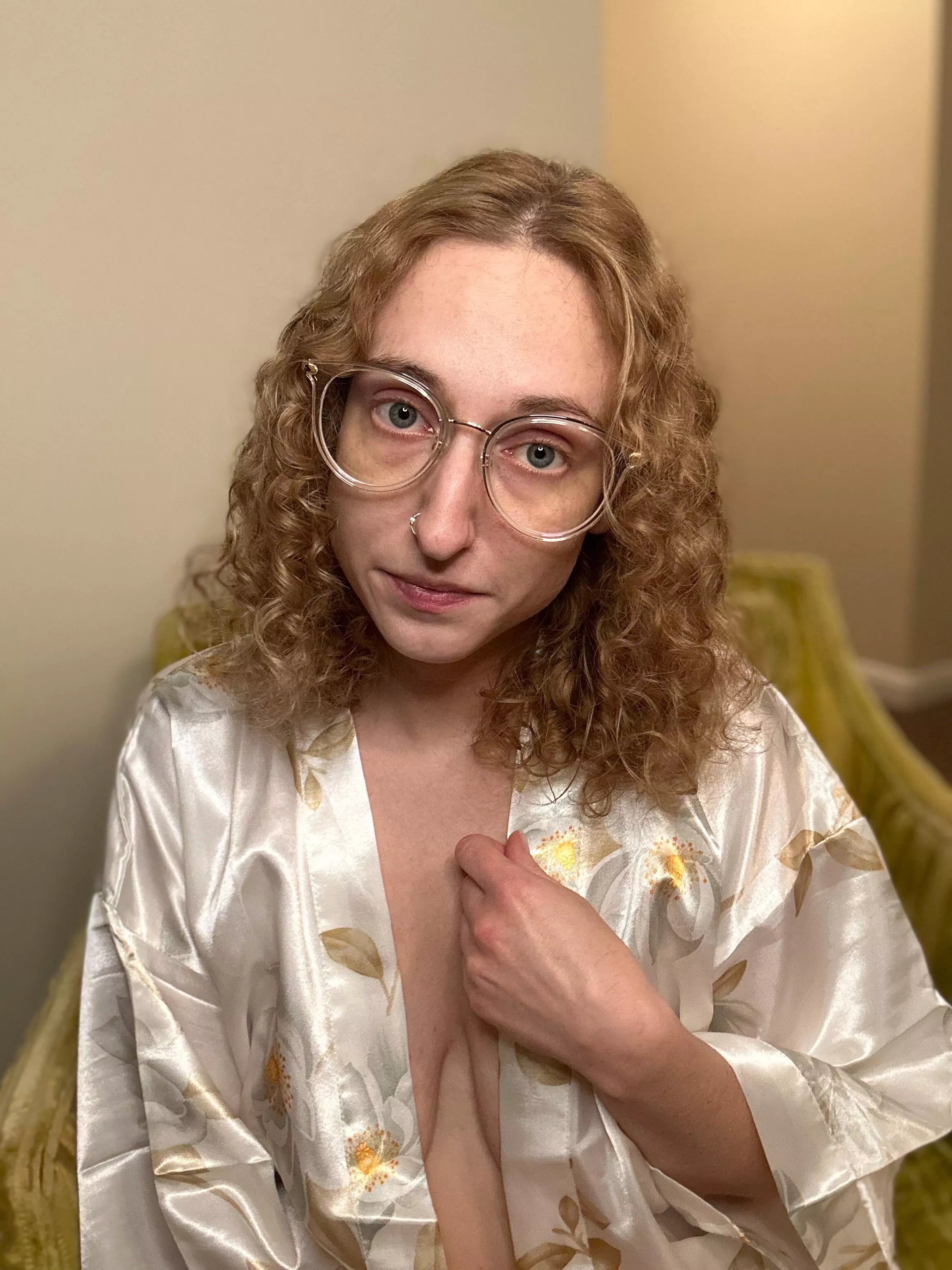 I think white looks good on me :) posted by curly_girly69