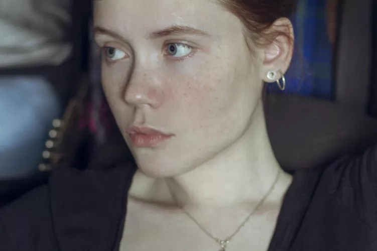 I'd look at you if I had a reason. by Goddess_Effy_Wolf