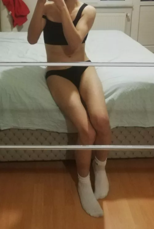 im cold 🥶 by tunalenk