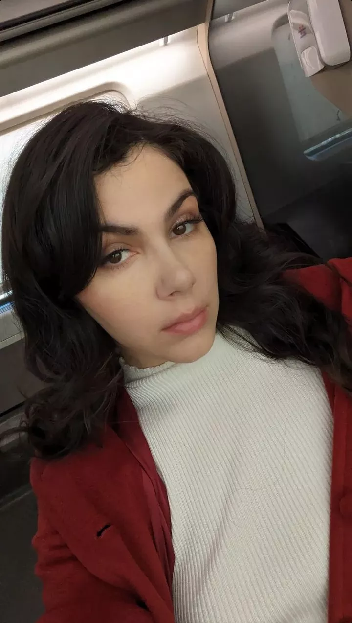 Italian female beauty Valentina😍💦💦 posted by Fast-Assumption-7336