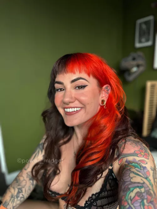 Just a cute selfie 🥰 by power_midget