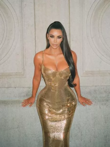 Kim Kardashian turns LA yard into snowy wonderland: 'Snow everywhere' posted by golferannasmith