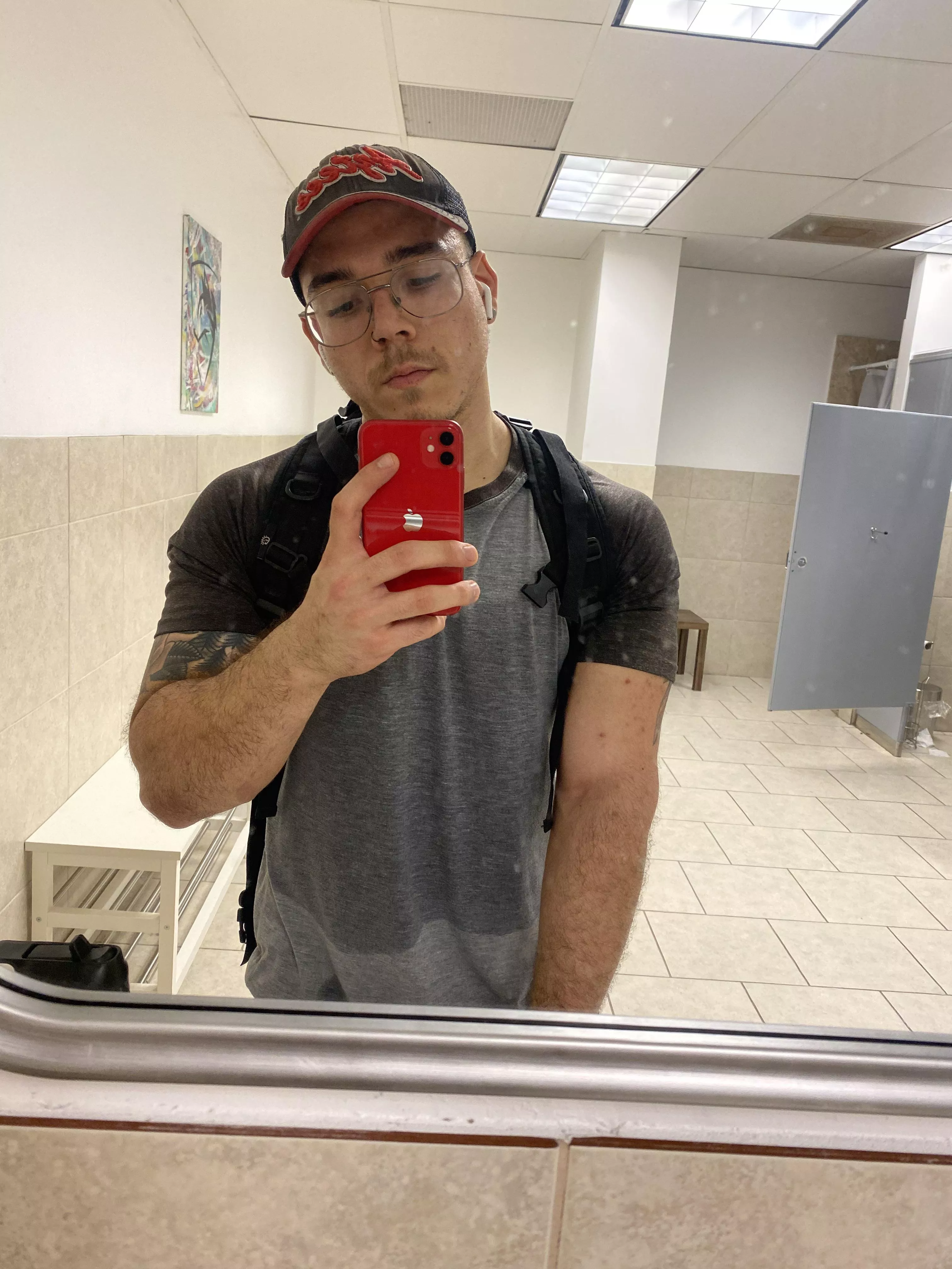 Last minute selfie from the gym bathroom! posted by broimatopyou