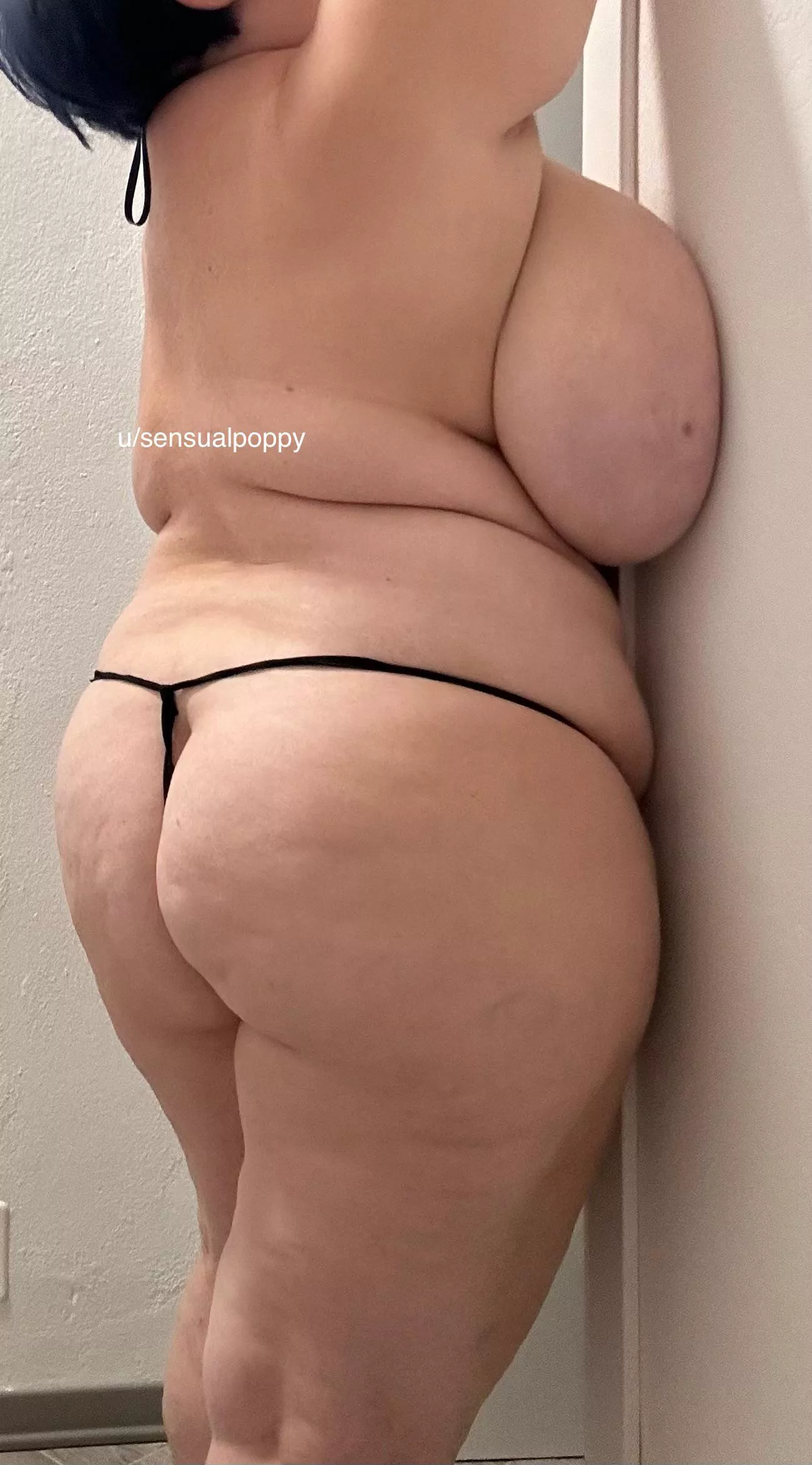 let's start the games... posted by sensualpoppy