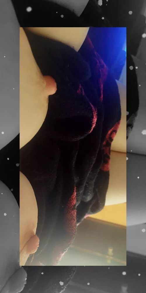 Little gum drops by Top-Dark-2655