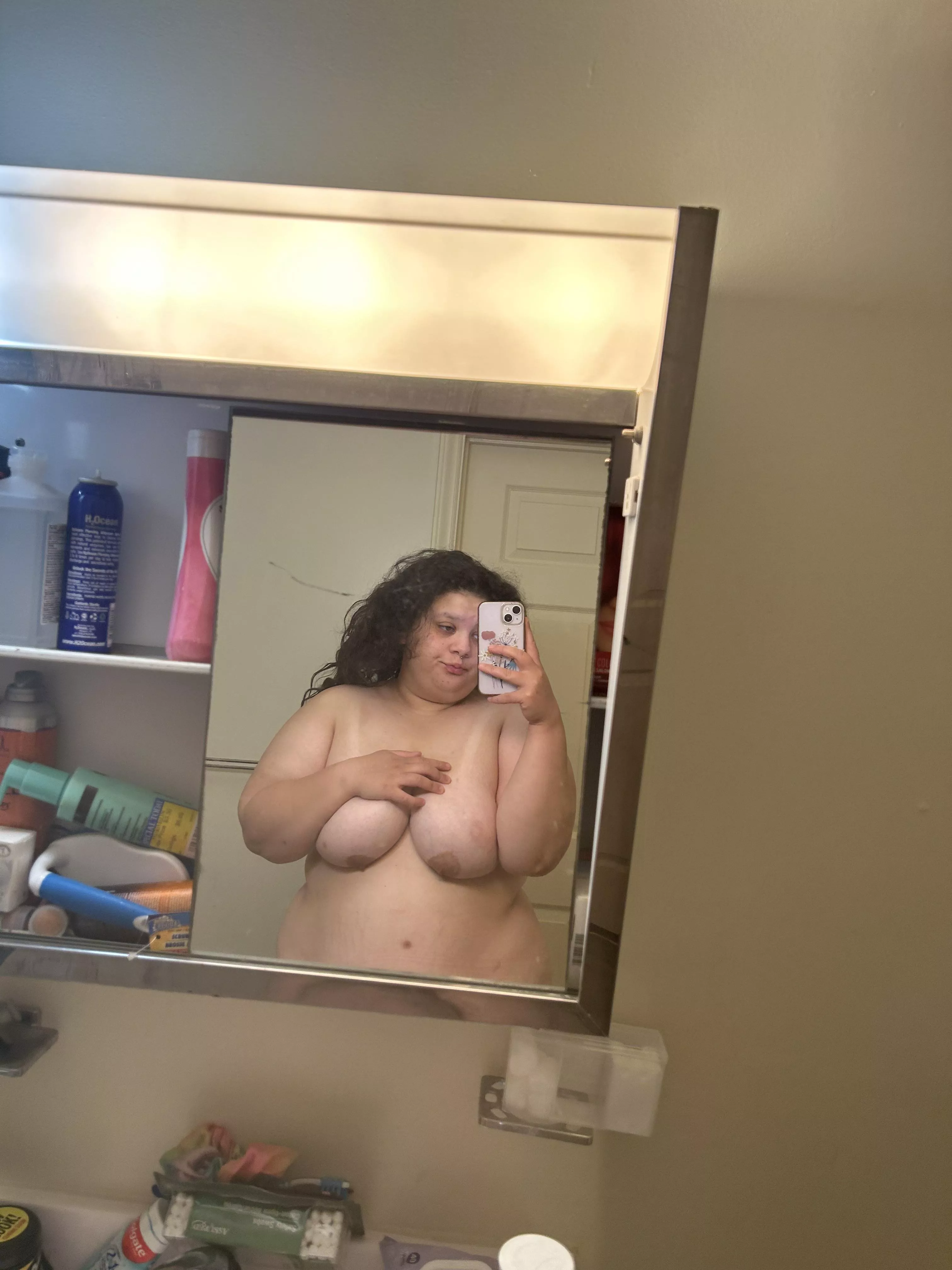 Mirror selfies are my fave posted by afancyhoe