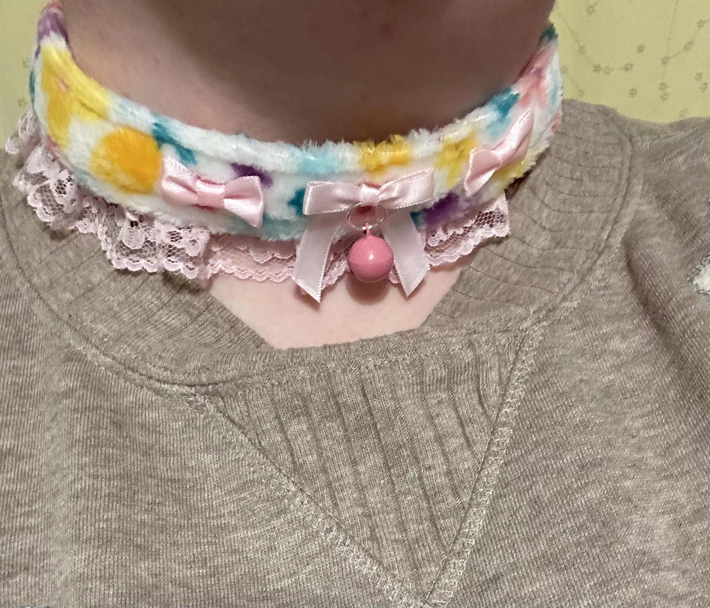 My first collar!!! <33 posted by gardens-secrets