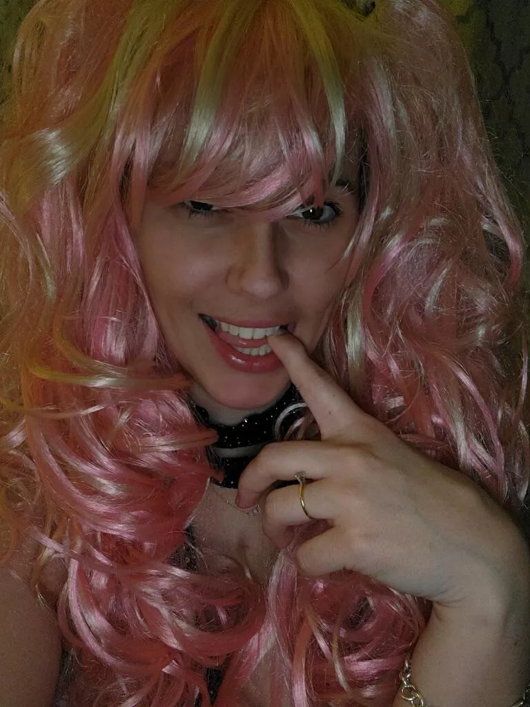 My wife is thinking about swinging… posted by bendee-boo