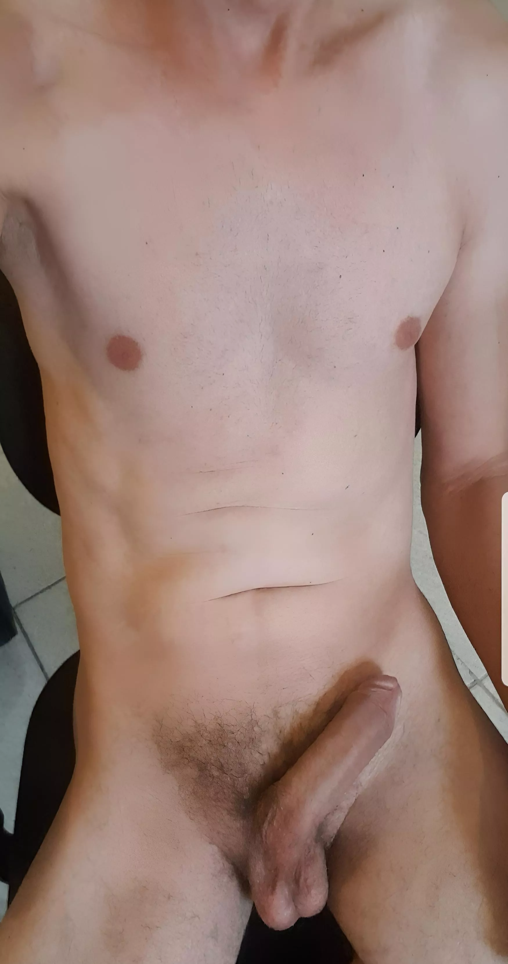 🙈🤭 Naked posted by Solid-Fee1322