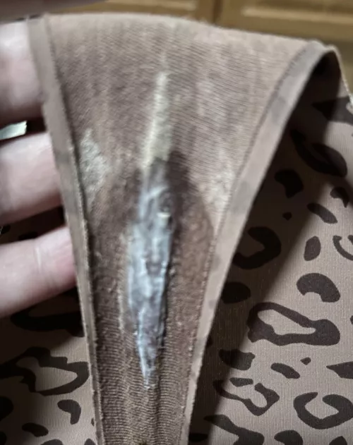 Somebody is wet……I love when the wife shares with me!!!! by O_SC