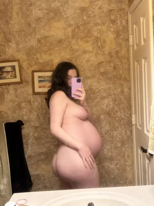 Still fuckable at 9 months? by Freerangeamber