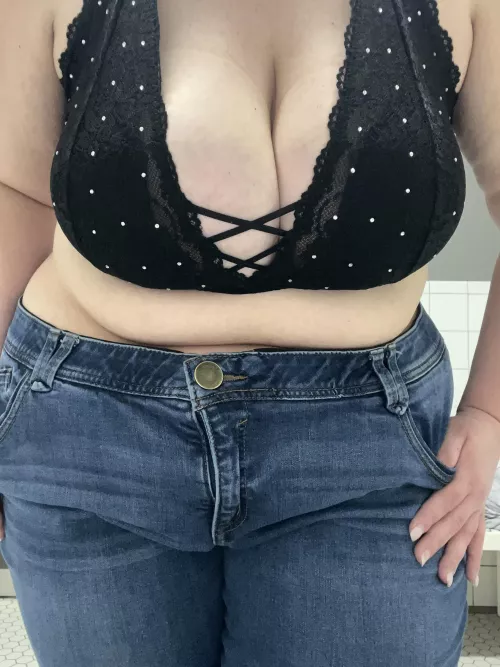 Sundays are for showing off. by thr0waw4y11235