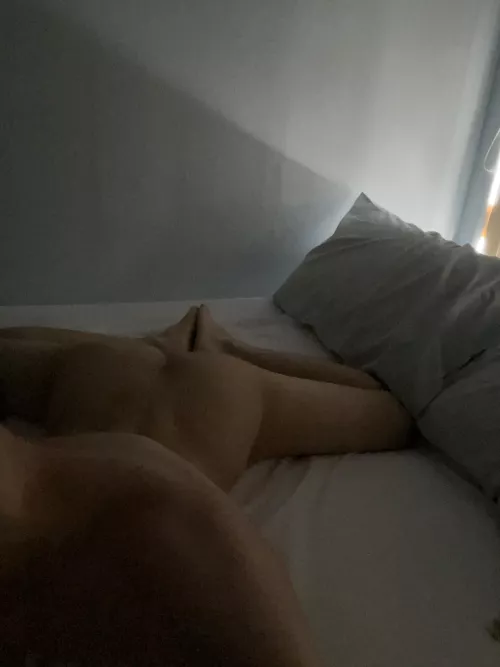 this stretch feels so nice~ by kxitokun