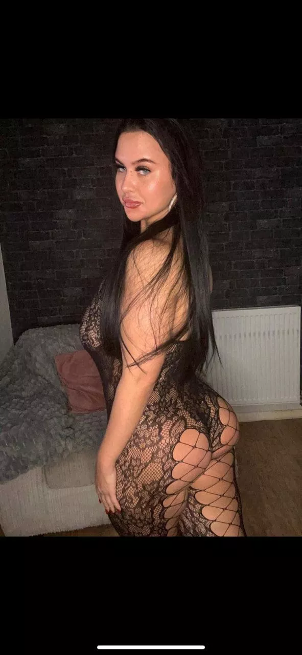 tired of standing, can I sit on your face? posted by Suitable-Mechanic-30