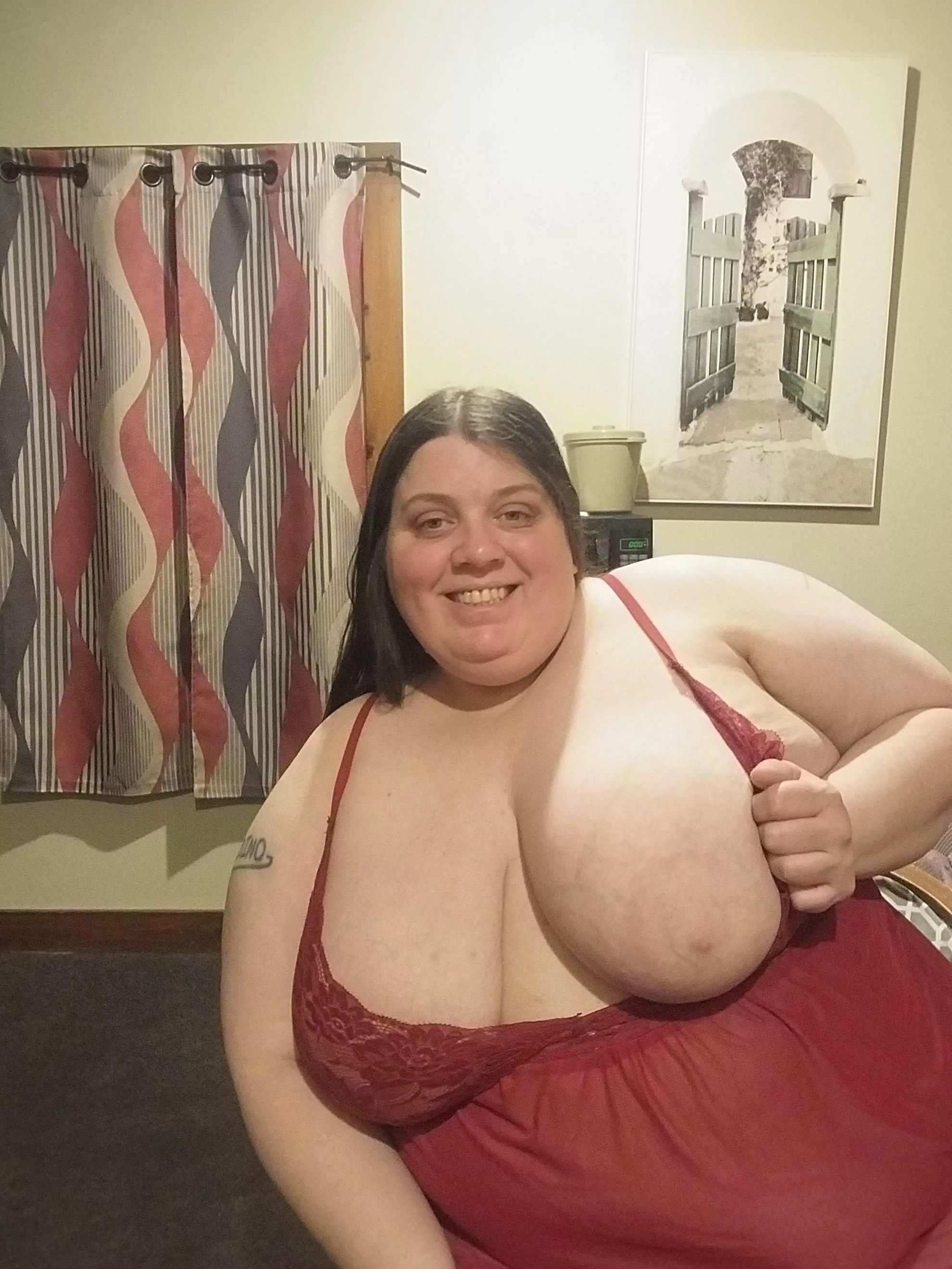 Titty flash posted by FunDino30