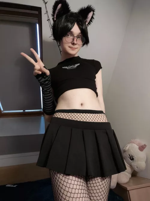 Trying to look cute 🥺 by MaxHamster69