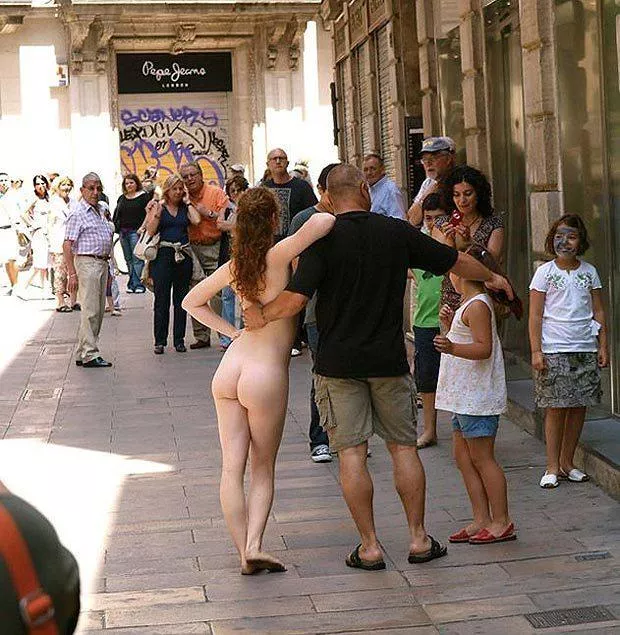 When Public Nudity meets Bad Dad posted by CitizenTony