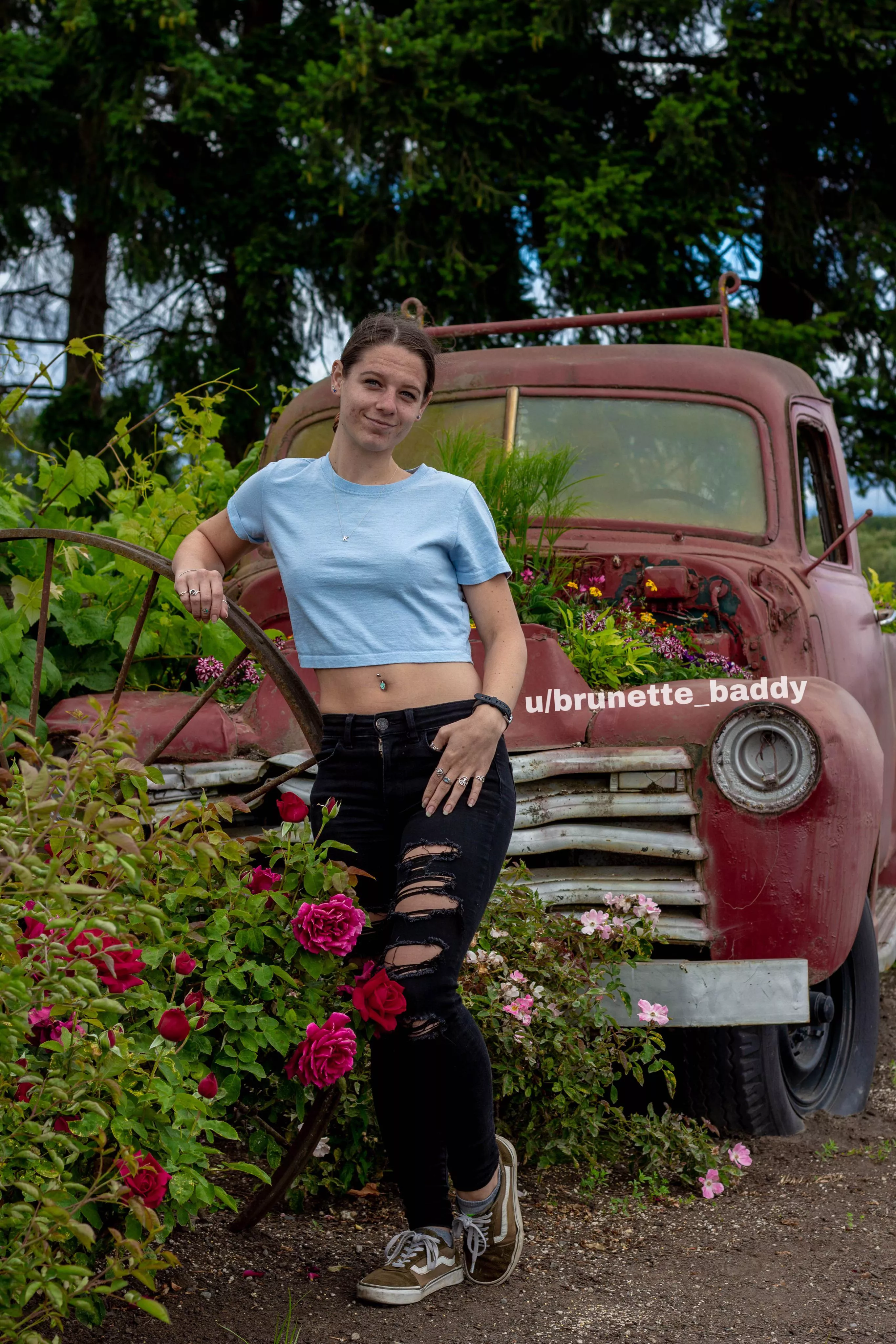 Who doesn’t love a good photo shoot? posted by Brunette_baddy