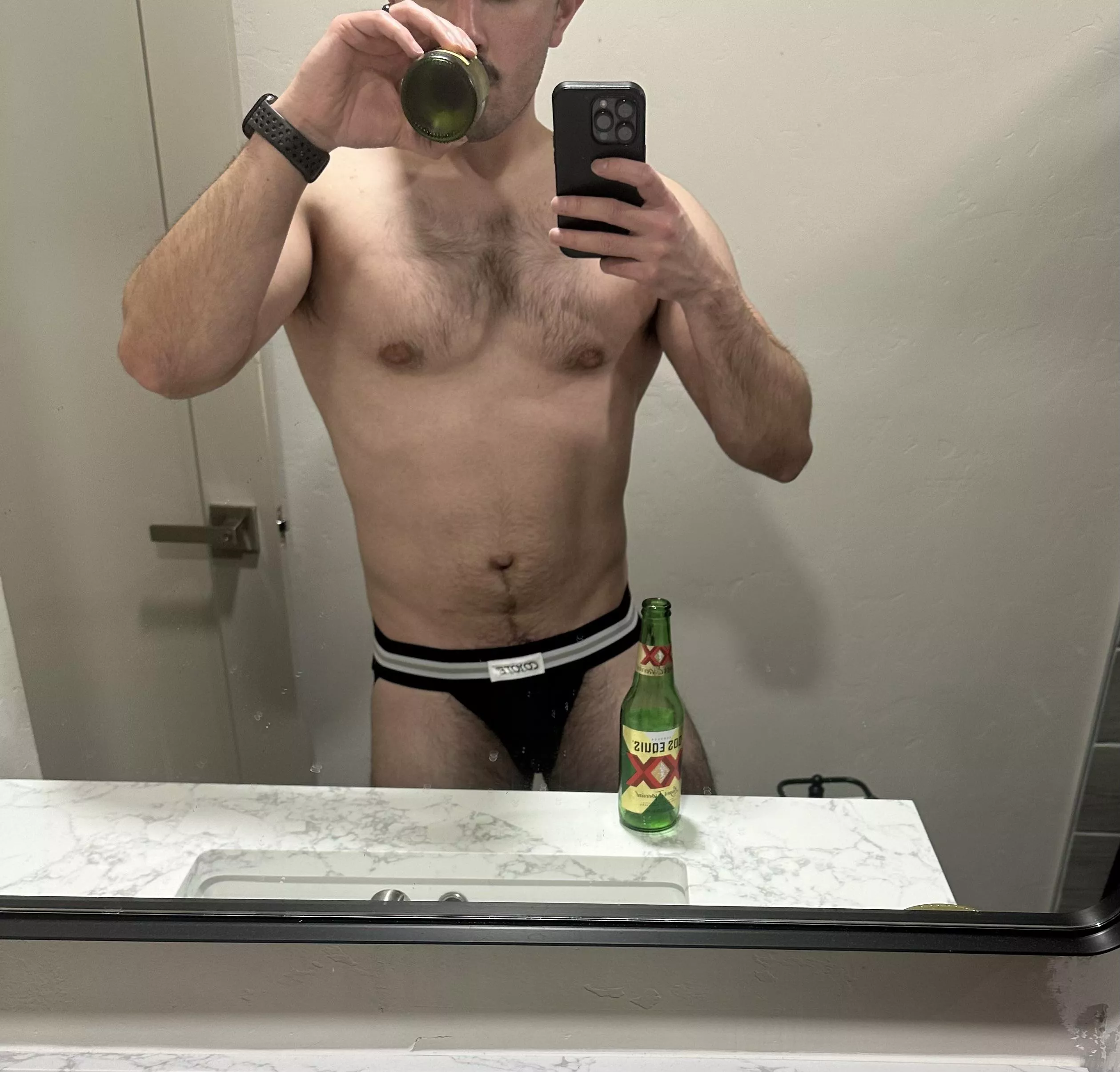 Who wants to get a little tipsy!🤪🤪😈 posted by Cody469