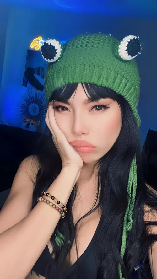 Wish I had a bf with a bit of experience by essanirvana