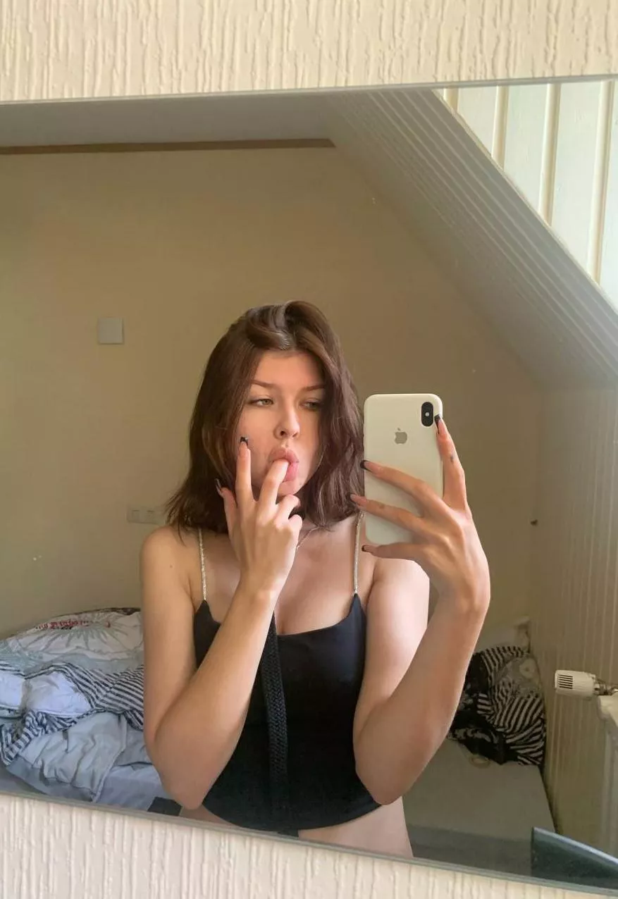 would you date me ? posted by ktylol