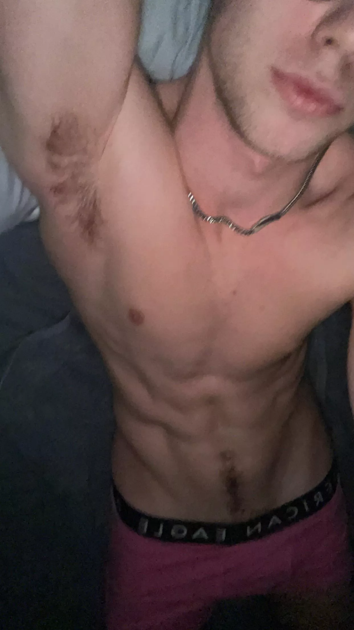 [19] Where are you putting your face first? posted by DryConference9423