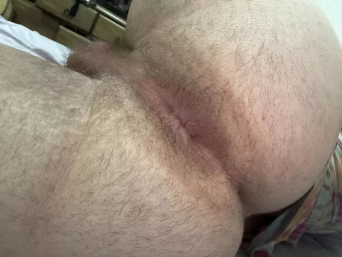 23 aussie feeling particularly feral, someone come use me after you finish gaming by Enbyalex21