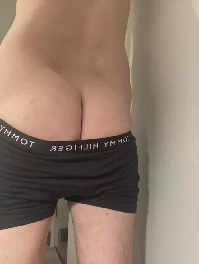 Am I allowed so show the back of my boxers? posted by Shaunboi22