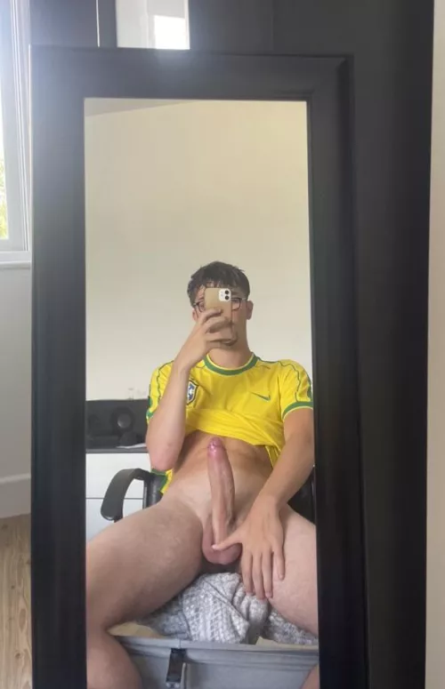 Anyone here want to ride my huge gaymer cock till I explode? ;) by HugeTeenRod