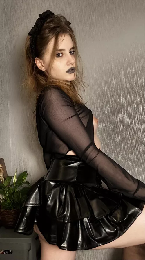 Are you brave enough to look into me by Jodelmichi