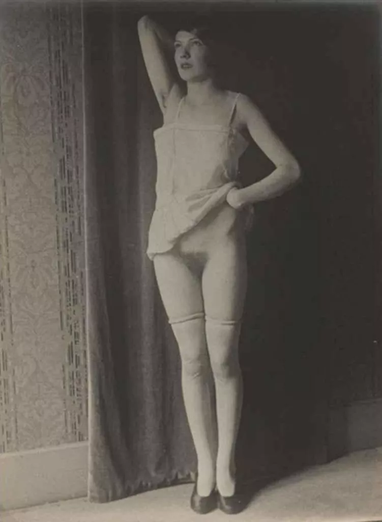 baudy flapper posted by Eastsidekink