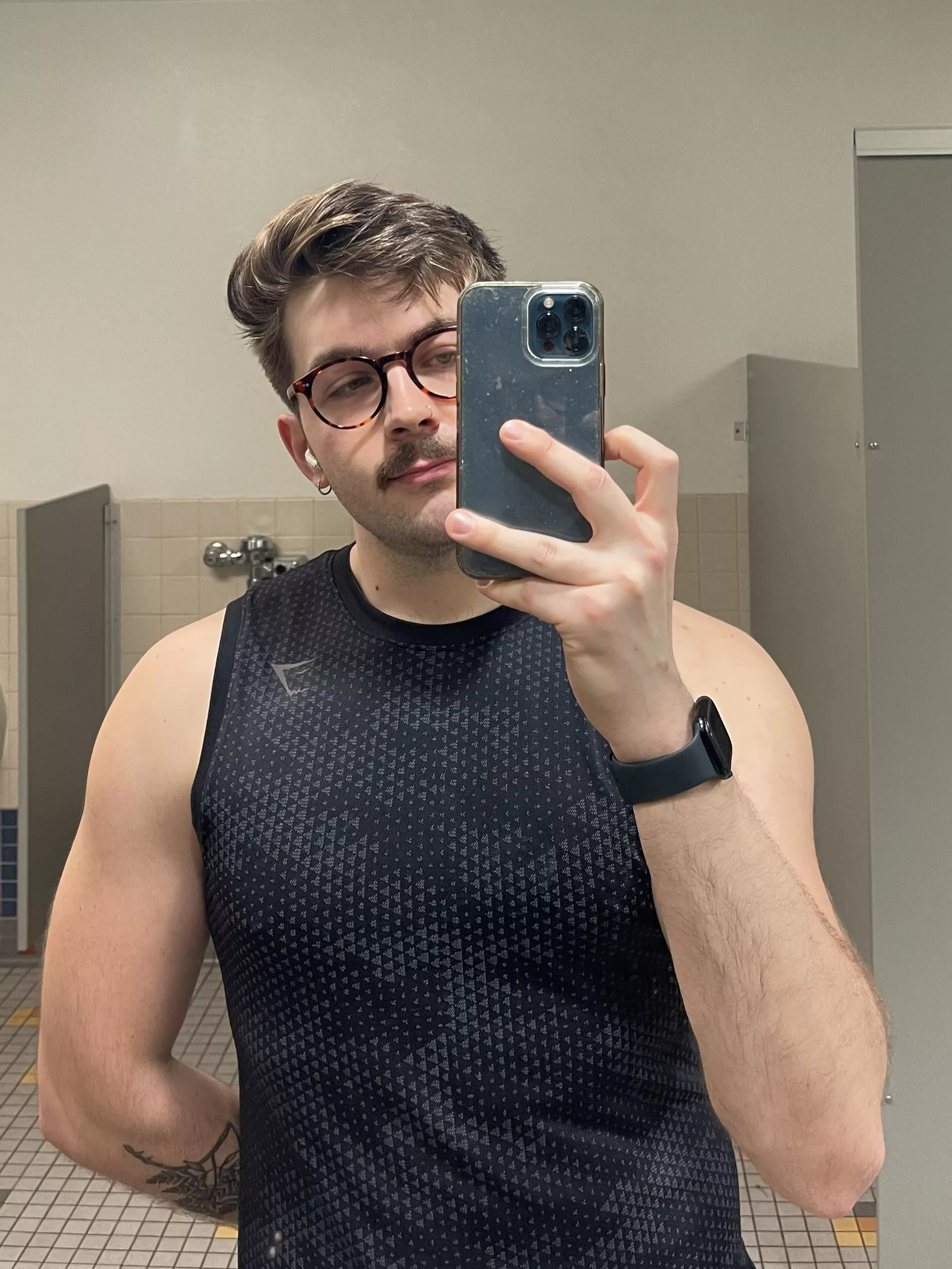 Don’t forget to move today bros 🫰🏻 posted by Fantastic-Side1299