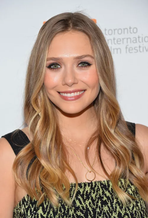 Elizabeth Olsen by summercloudsadness