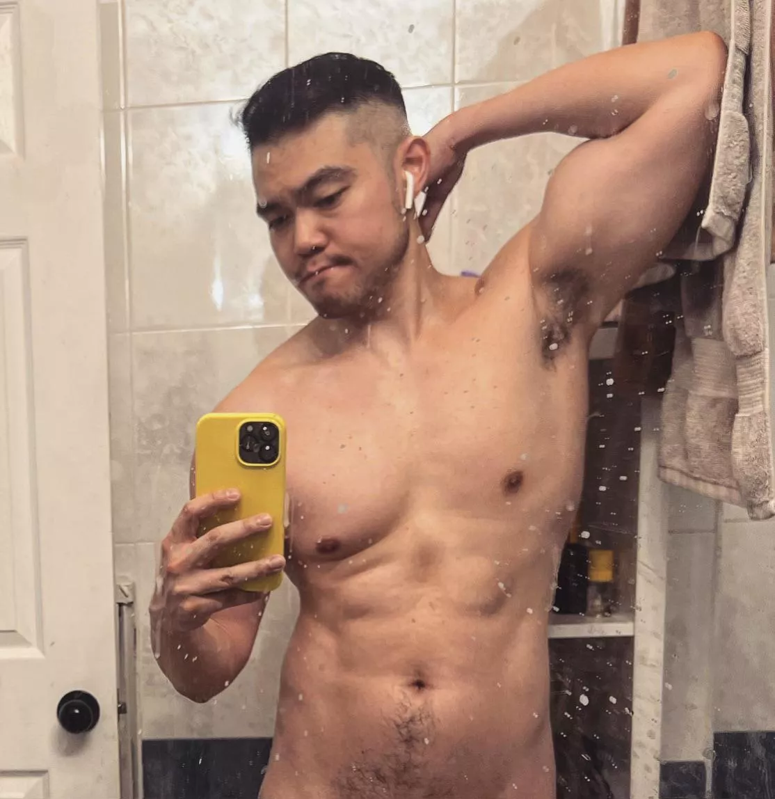 Feeling pumped 💦 posted by girthyvvang