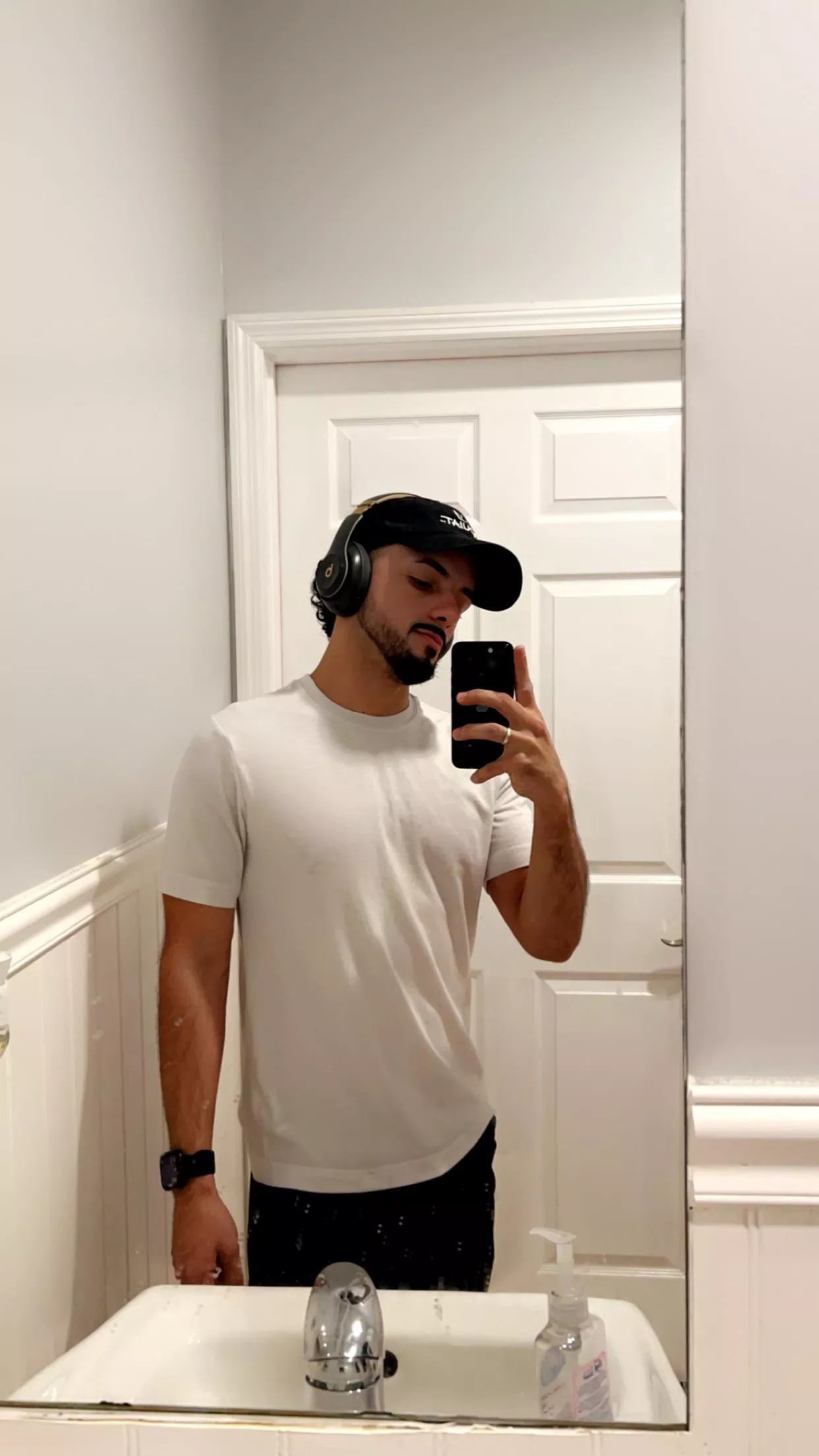 Finally got back to the gym today. Works been kickin’ my butt! posted by Saged4