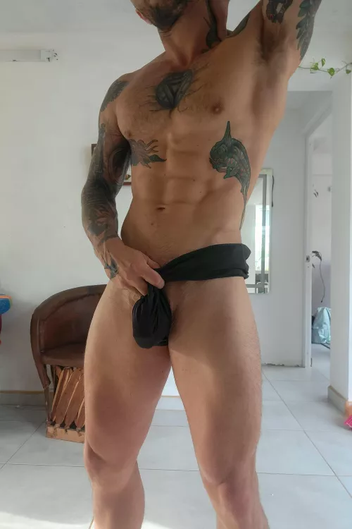 Flaccid and thicc by iron_tango_