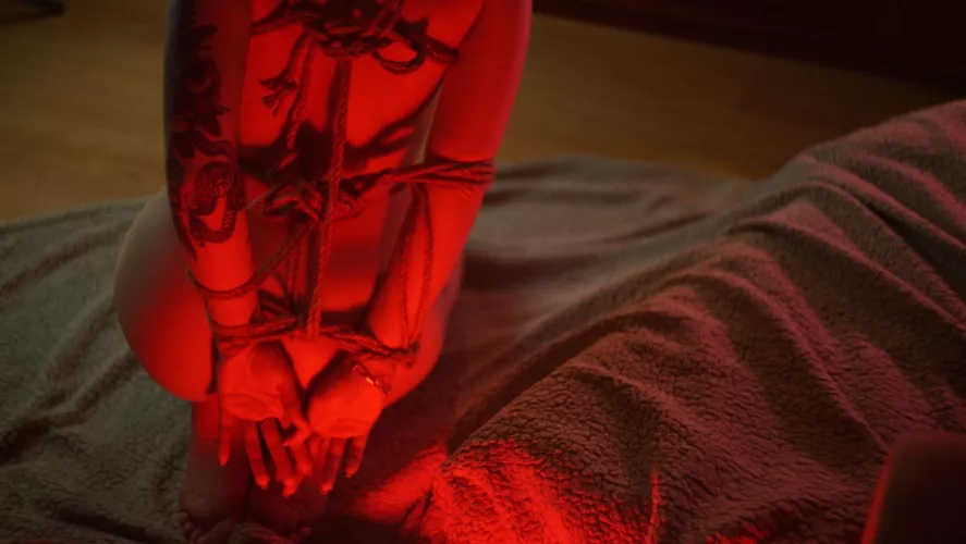 for me, tying is an art form by littleAnnaLina