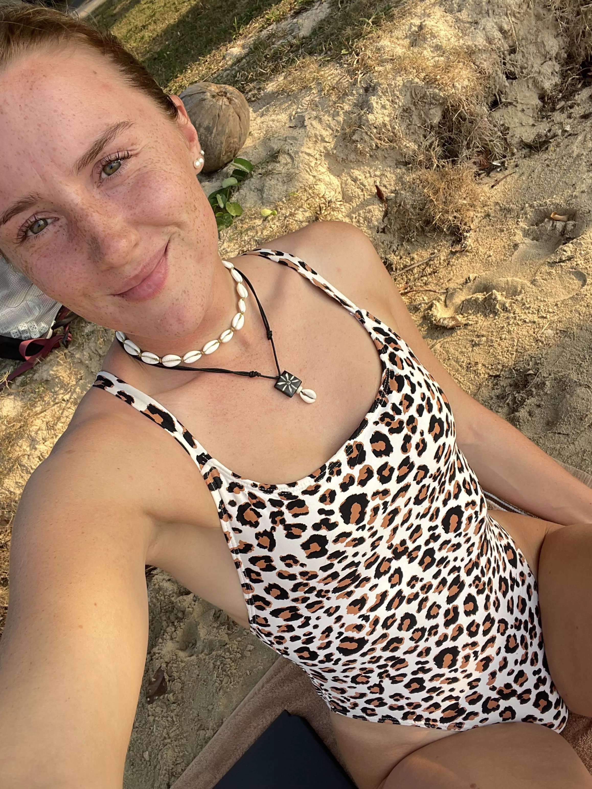 Getting some sun today posted by mspeachysophie