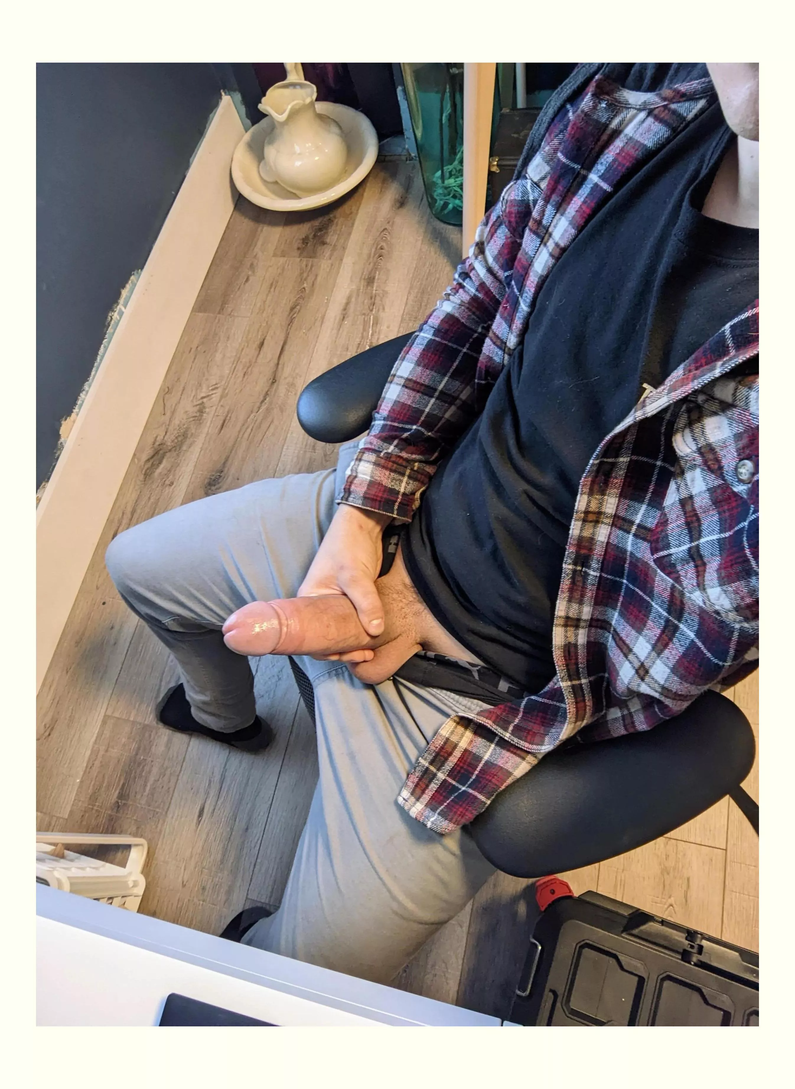 Here’s my orgasm puller posted by Far_Economics9624