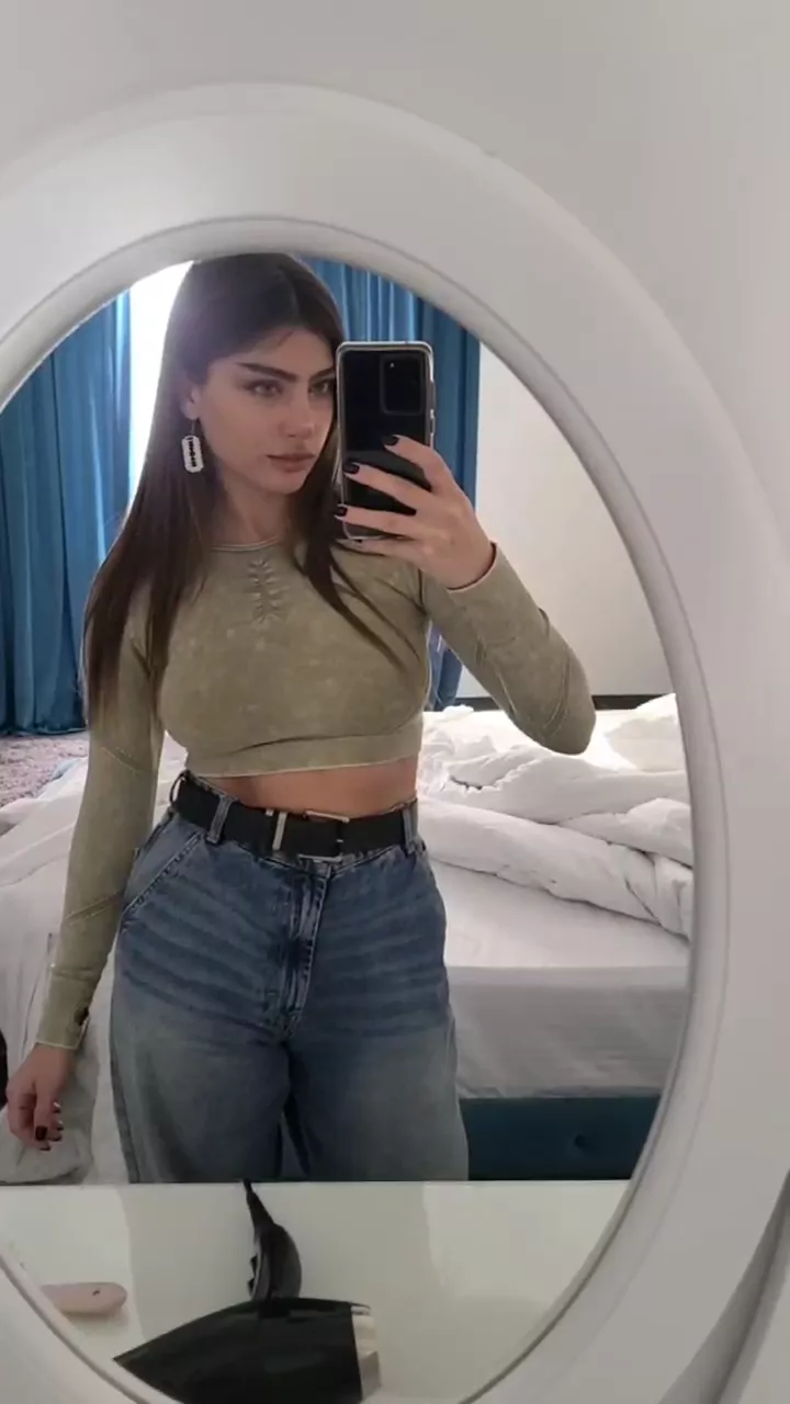 hmm not sure if classy but outfit posted by Cute_Shizuka