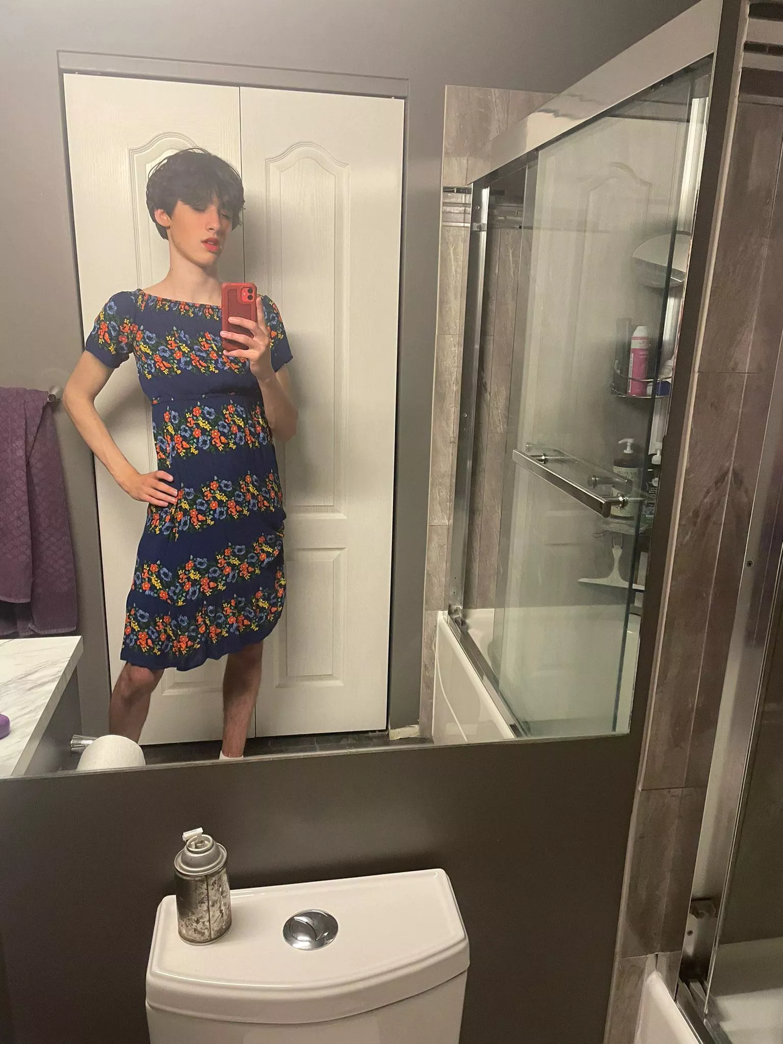 i love big muscular women posted by CloudFalse7183