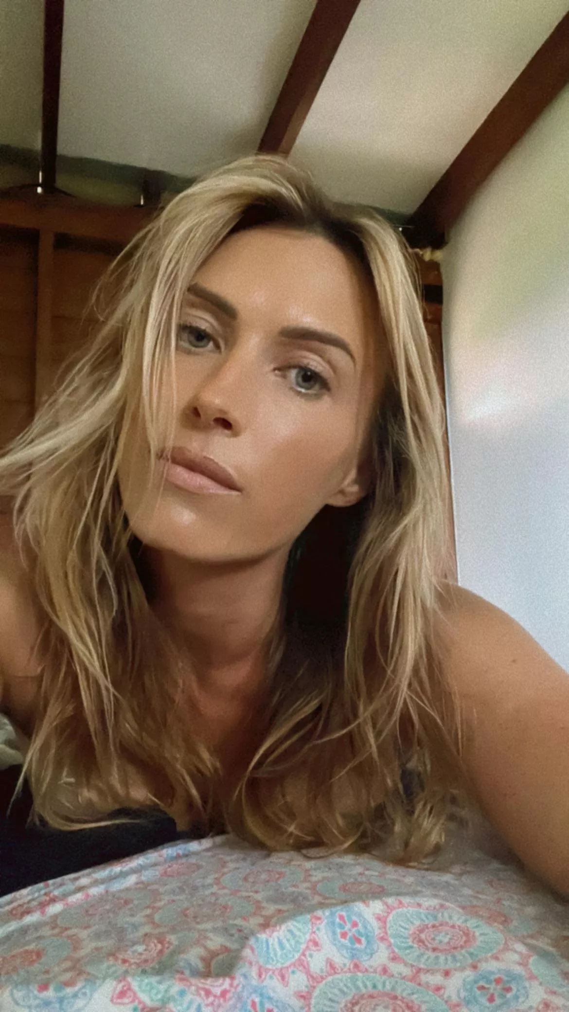 I want you to be the reason my hair is so messy ;) posted by honeybabelia