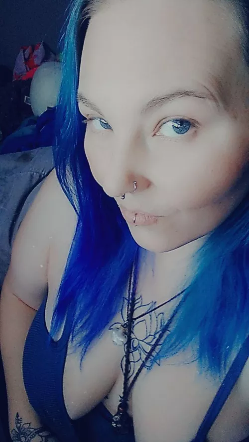 I'm a Midnight Whisper by Amethystrayne_22