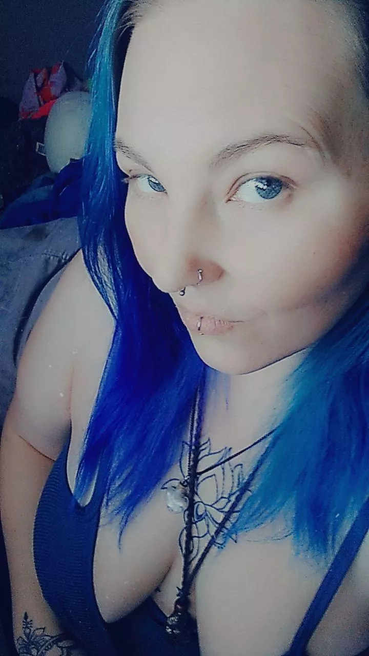 I'm a Midnight Whisper posted by Amethystrayne_22