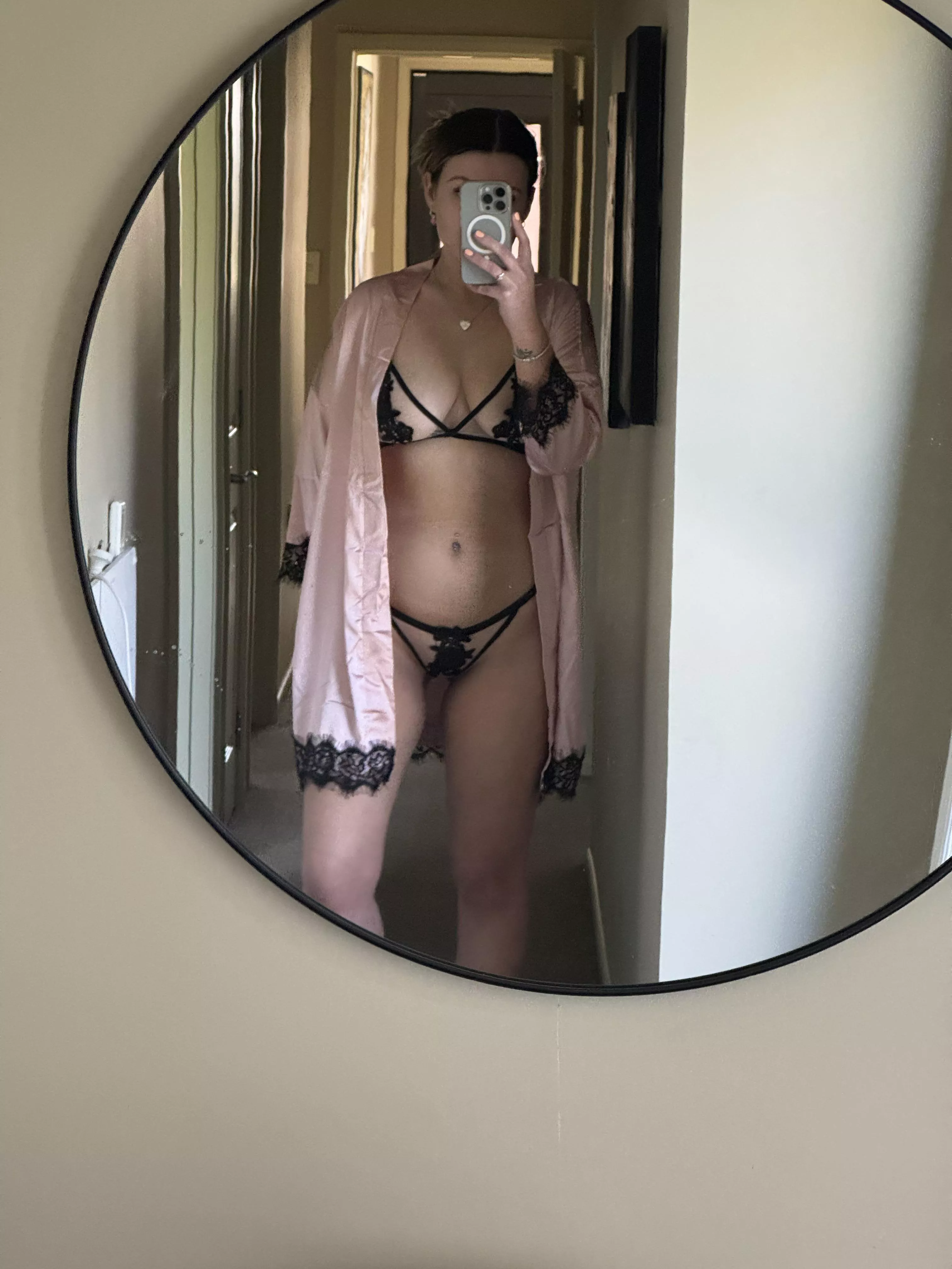 i'm your lil vixen posted by MagnoliaLuciaDaisy