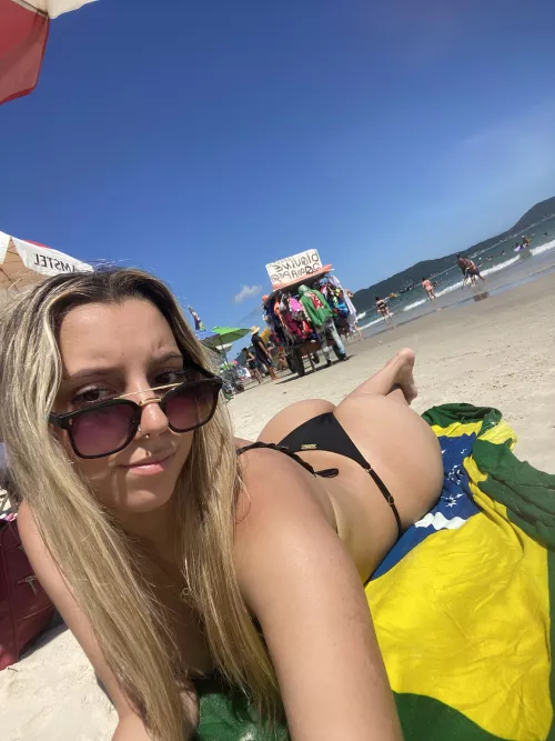 Inlove with the Beach by InvestmentComplex252