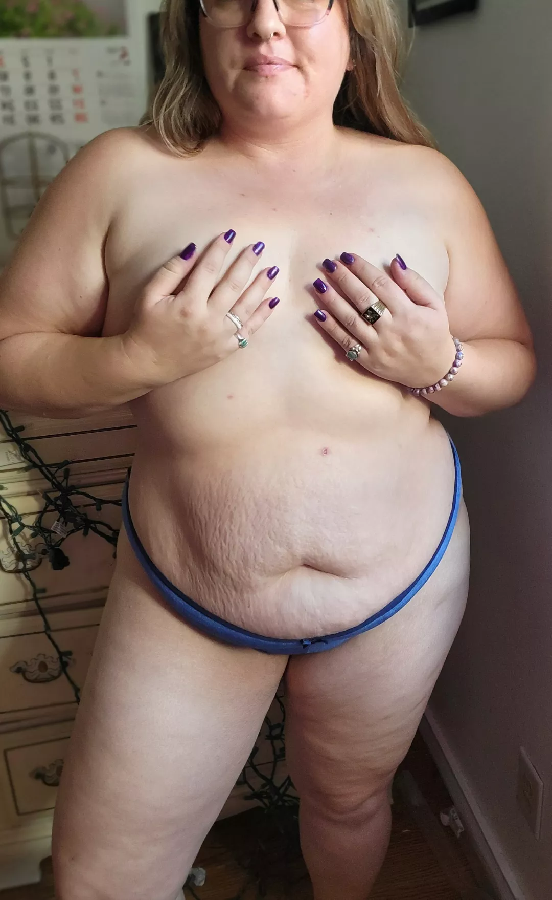 Just got my nails done! You like 😉😈🫦 posted by rideadolphin69